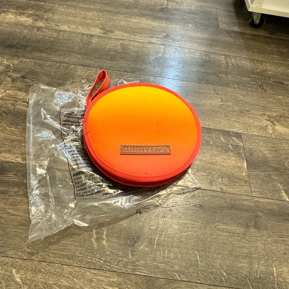 Sunnylife Picnic Set NEW